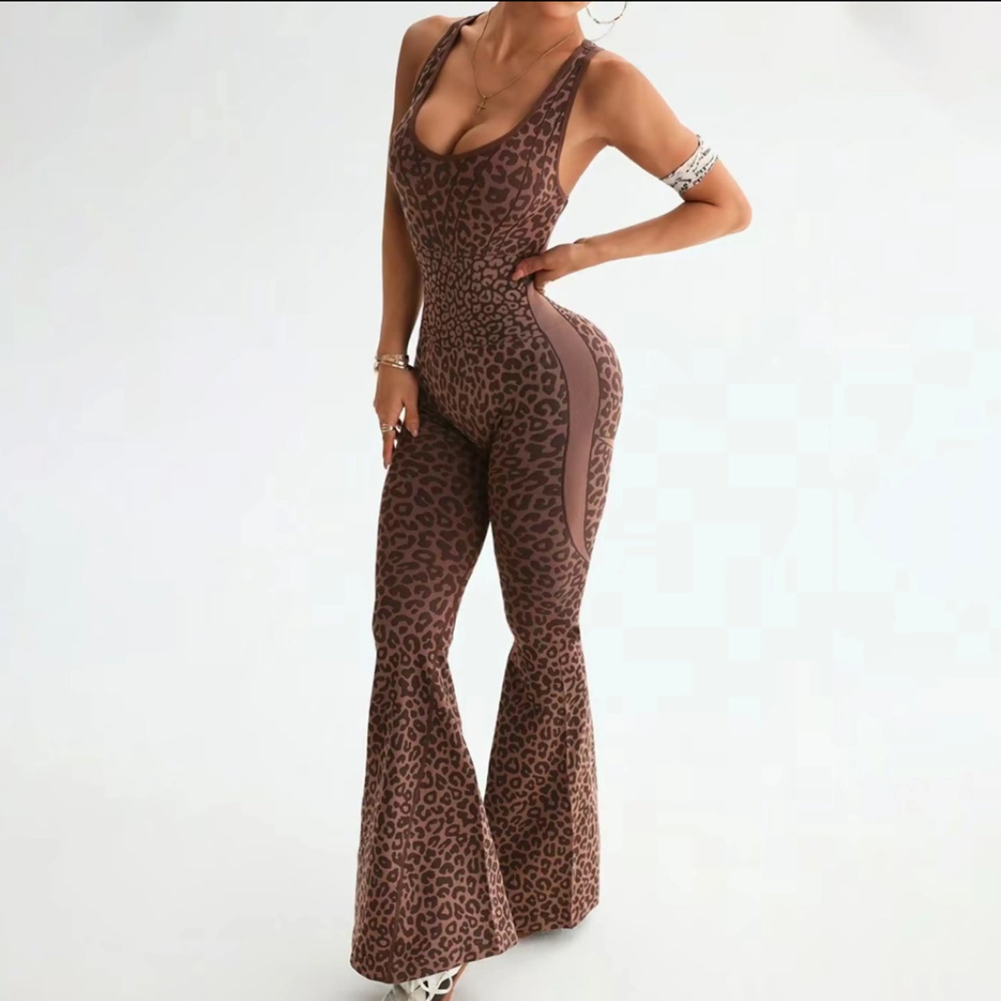 NVWA Women'S Leopard Print Flared Sports Jumpsuit - Backless Cut, Sexy Hollow Cross-Twisted Back, High-Waisted Gym Bodysuit, Cooling Quick-Drying Figure-Flattering Comfy, Sports Clothes, Outfits, Yoga Wear for Yoga, Workout, Outdoor Fun,Summervibes