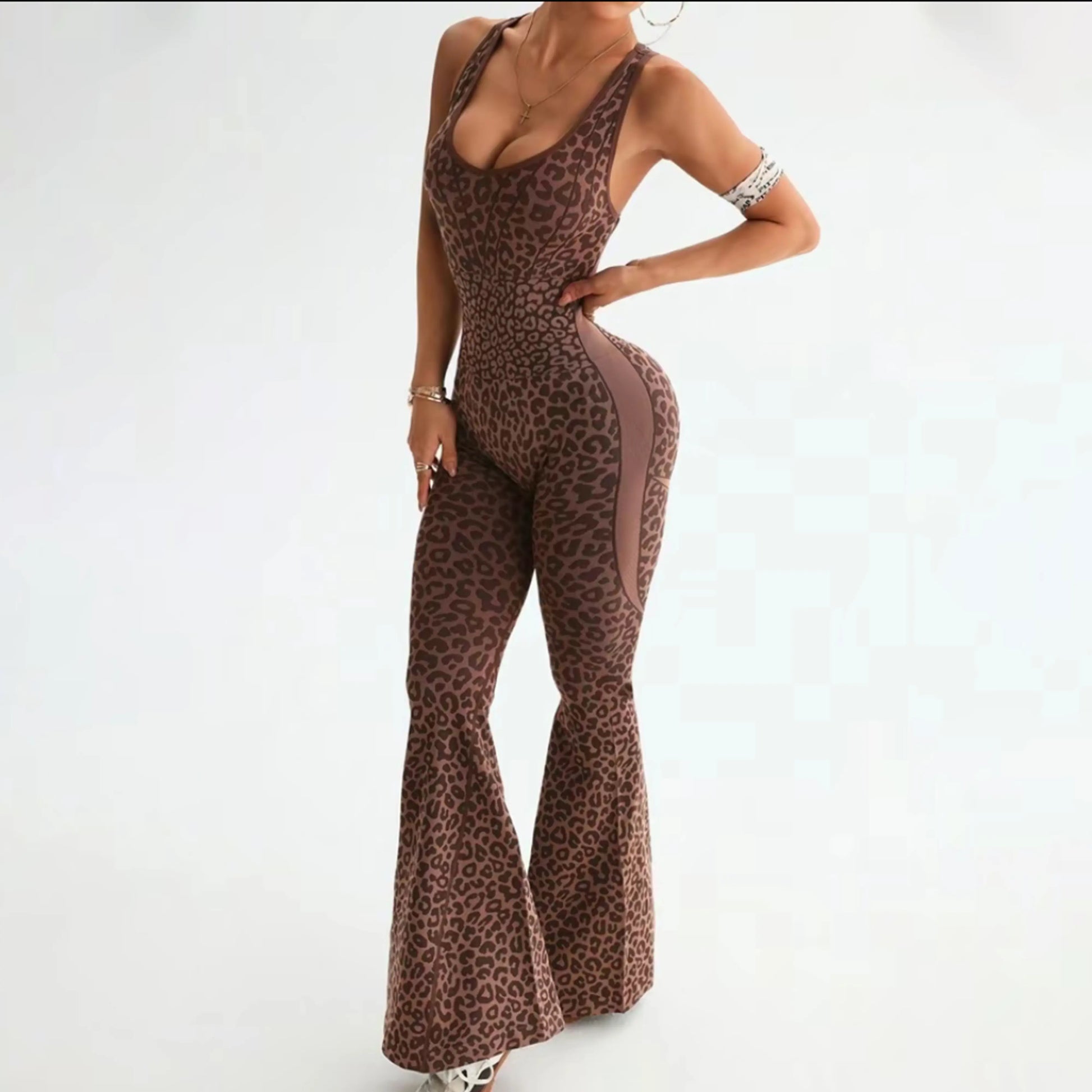 NVWA Women'S Leopard Print Flared Sports Jumpsuit - Backless Cut, Sexy Hollow Cross-Twisted Back, High-Waisted Gym Bodysuit, Cooling Quick-Drying Figure-Flattering Comfy, Sports Clothes, Outfits, Yoga Wear for Yoga, Workout, Outdoor Fun,Summervibes